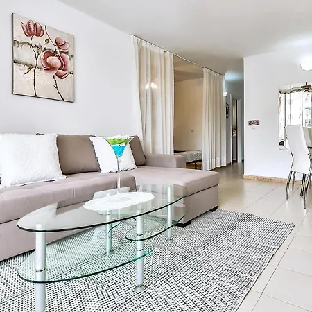 Green Park Studio In Golf Del Sur 2, Vista A La Piscina, En Tenerife Sur